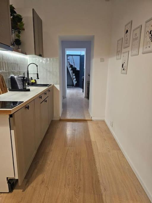 Heart Of City Center 4Br 2Bath 10 Pers Bucareste Exterior foto