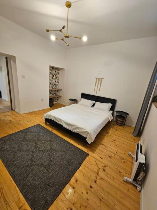 Heart Of City Center 4Br 2Bath 10 Pers Bucareste Exterior foto