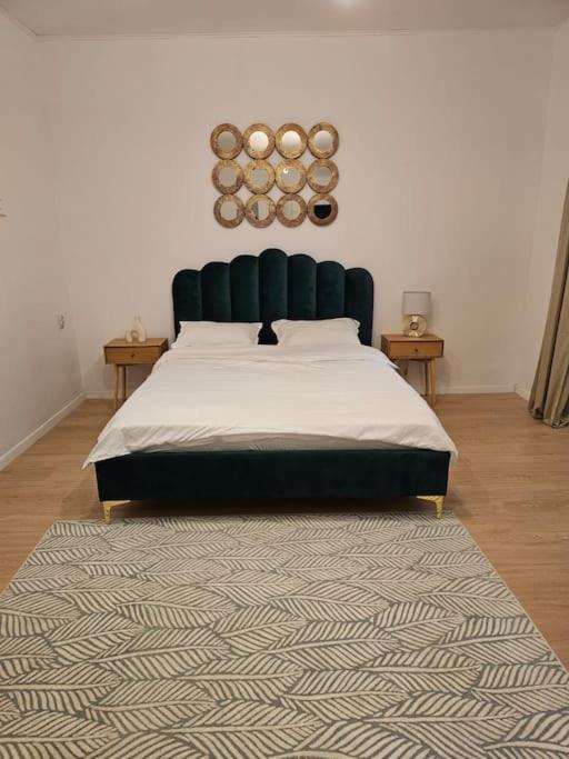 Heart Of City Center 4Br 2Bath 10 Pers Bucareste Exterior foto